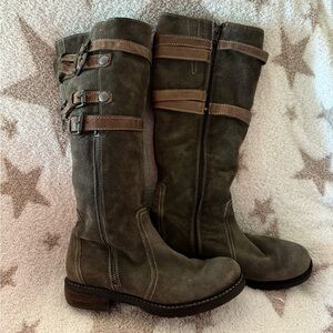Women's Brown Suede Boots with Buckles and Zippers